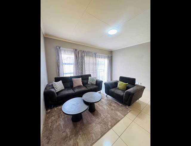 3 BEDROOM TOWNHOUSE FOR SALE IN WITBANK EXT 10